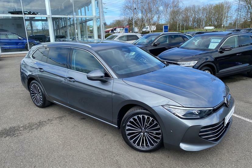 Volkswagen Passat 1.5 Tsi Ehybrid R-line Dsg Black #37