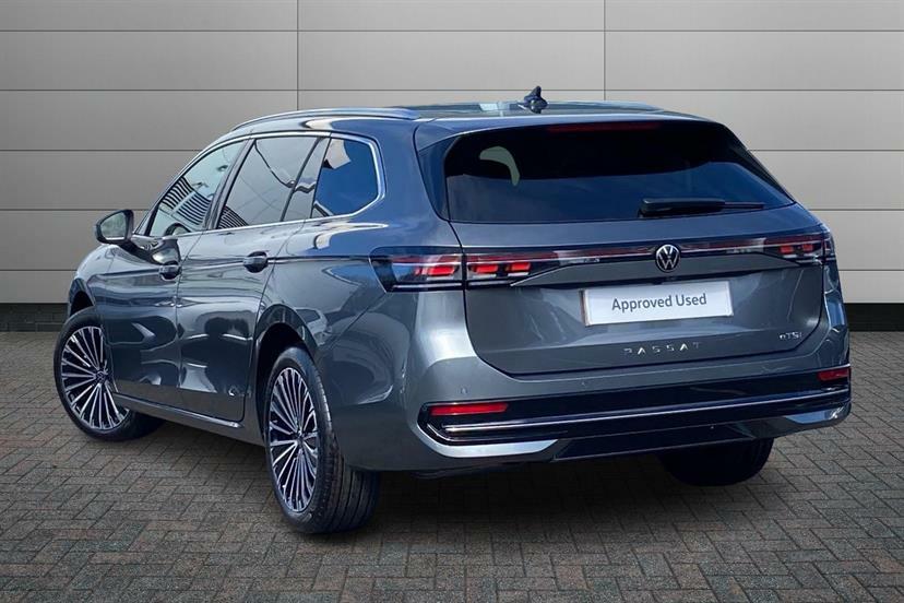 Volkswagen Passat 1.5 Etsi Elegance Dsg #2