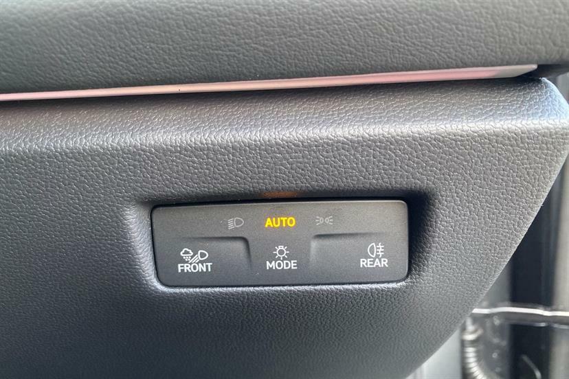 Volkswagen Passat 1.5 Tsi Ehybrid R-line Dsg Black #15