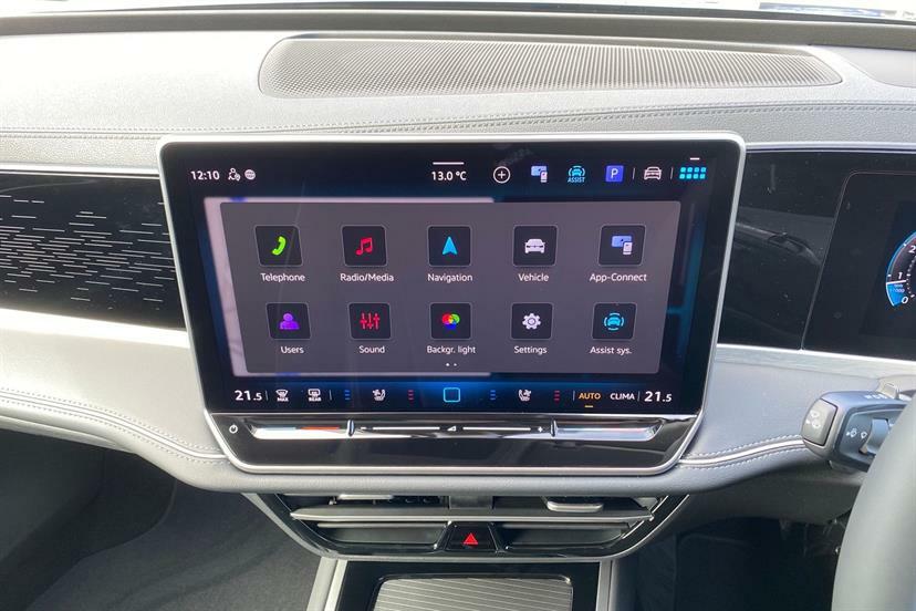 Volkswagen Passat 1.5 Tsi Ehybrid R-line Dsg Black #16