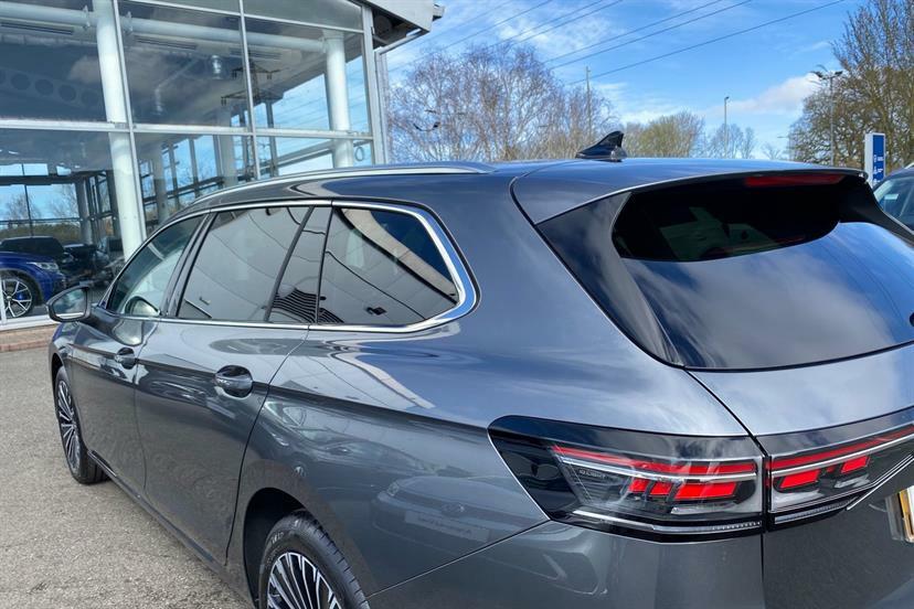 Volkswagen Passat 1.5 Tsi Ehybrid R-line Dsg Black #34