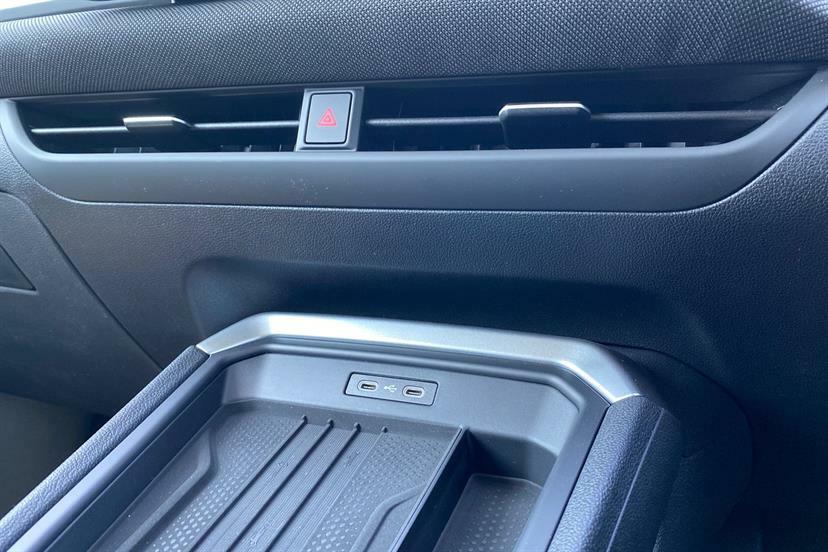 Volkswagen T-Roc Style Design Black #9