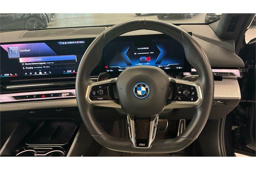 BMW i5 250Kw Edrive40 M Sport Pro 84Kwh Black #5