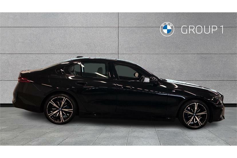 BMW i5 250Kw Edrive40 M Sport Pro 84Kwh Black #3