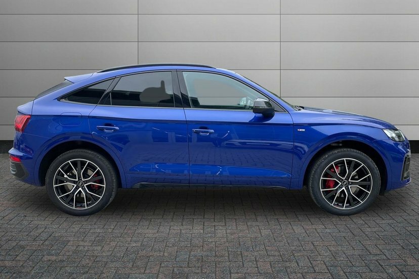 Audi Q5 2.0 Tfsi 45 Edition 1 Sportback S Troni VN23OTZ Blue #4