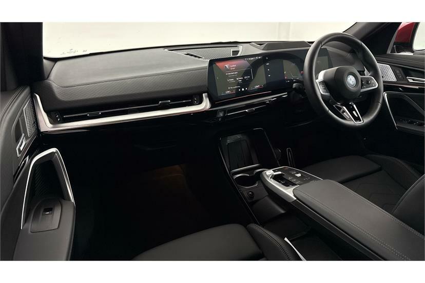 BMW iX2 150Kw Edrive20 M Sport 65Kwh Red #6