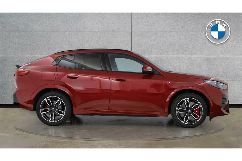 BMW iX2 150Kw Edrive20 M Sport 65Kwh Red #3