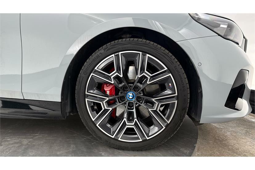 BMW i5 250Kw Edrive40 M Sport Pro 84Kwh Grey #4