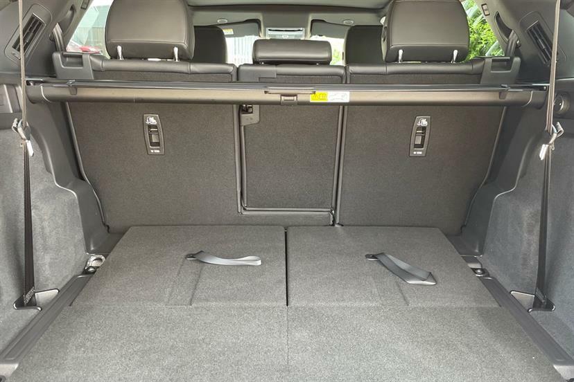 Land Rover Discovery Sport D200 Dynamic Se Eiger Grey Grey #9