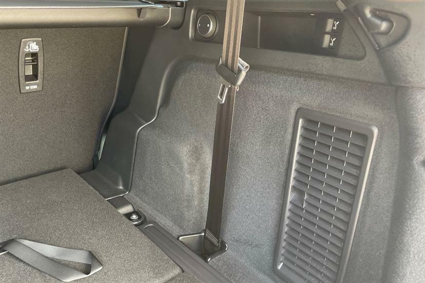 Land Rover Discovery Sport D200 Dynamic Se Eiger Grey Grey #26