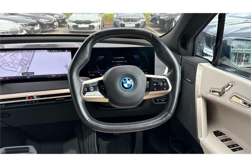 BMW iX 240Kw Xdrive40 M Sport 76.6Kwh Blue #5