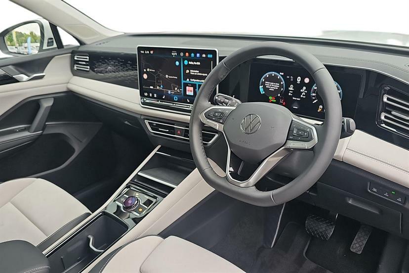Volkswagen Tiguan 1.5 Etsi 150 Elegance Dsg  #5