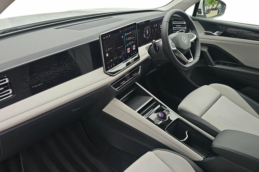 Volkswagen Tiguan 1.5 Etsi Mhev Elegance Suv Hybrid Dsg DF26MZE  #2