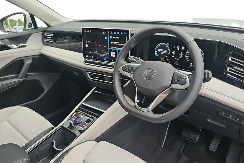 Volkswagen Tiguan 1.5 Etsi Mhev Elegance Suv Hybrid Dsg DF26MZE  #6