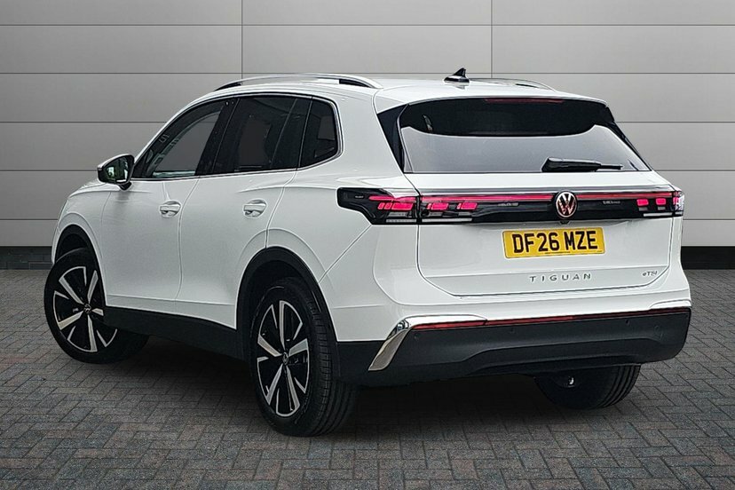 Volkswagen Tiguan 1.5 Etsi Mhev Elegance Suv Hybrid Dsg DF26MZE  #3