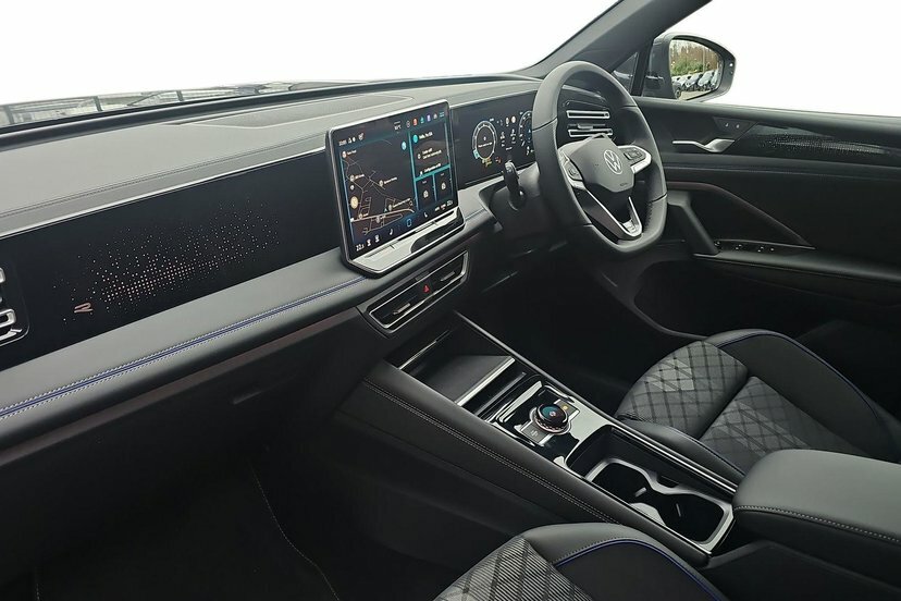 Volkswagen Tiguan Tiguan R-line 1.5 Etsi 150 Ps 7-Speed Dsg DF75UTB Grey #2