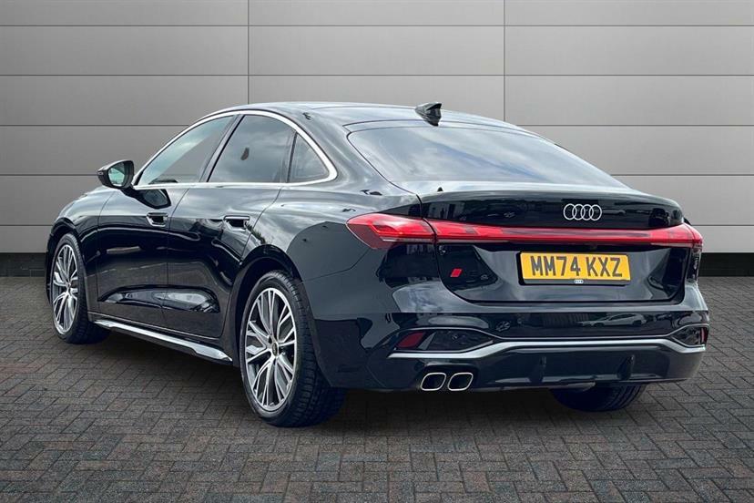 Audi A5 2.0 Tdi 204 Edition 1 S Tronic Black #2