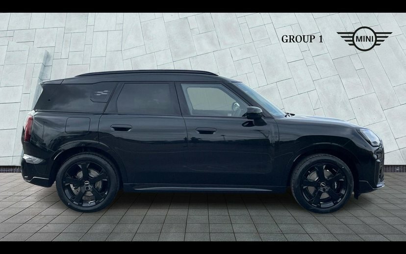 Mini Countryman 1.5C Mhev Sport Suv Hybrid Dct 170 Ps KP26OOY Black #3