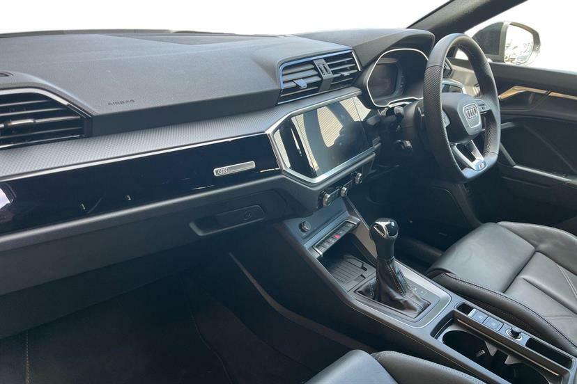 Audi Q3 35 Tfsi Black Edition S Tronic Tech Pack Black #2