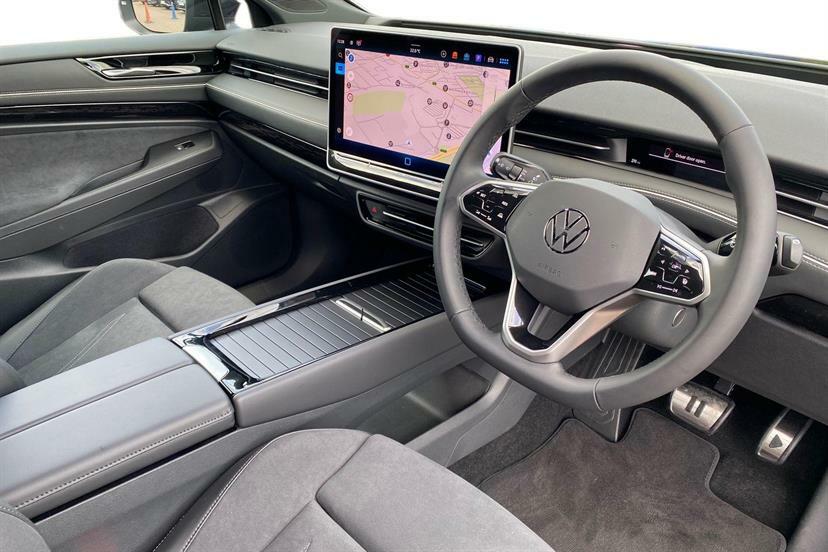 Volkswagen ID.7 210Kw Match Pro S Plus 86Kwh Black #6