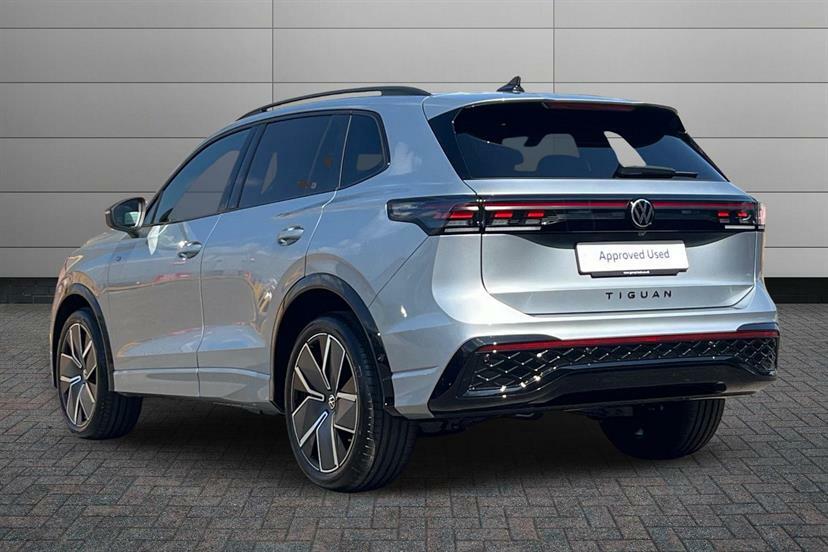 Volkswagen Tiguan 1.5 Etsi 150 R-line Dsg Silver #3