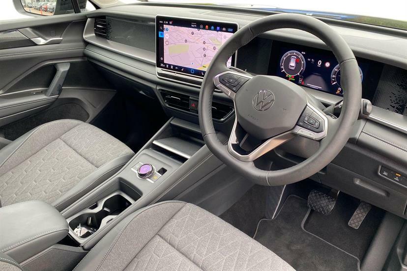 Volkswagen Tayron 1.5 Etsi Match Dsg7 7 Seat Area View Black #4