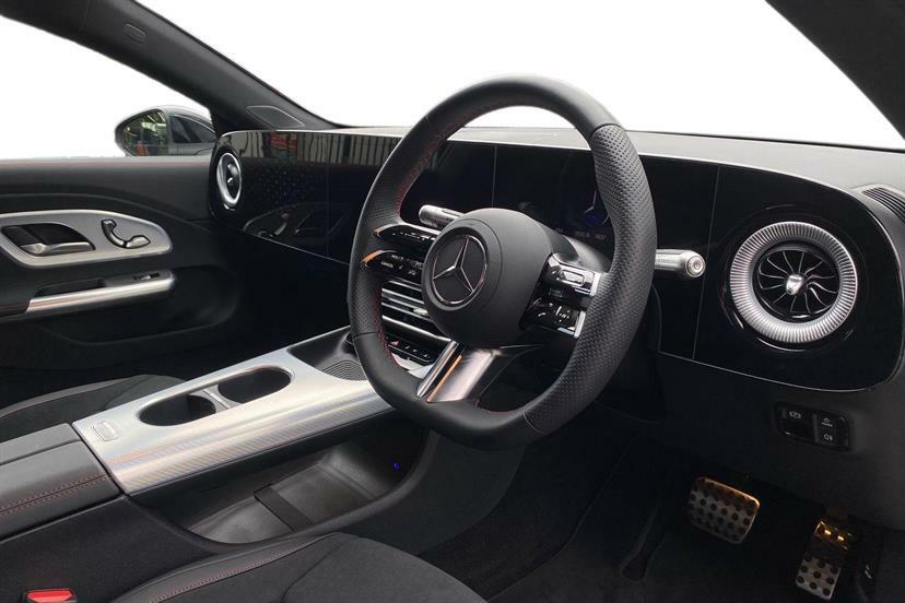 Mercedes-Benz CLA Class Cla250 85Kwh Amg Line Edition DK26NZV Black #5