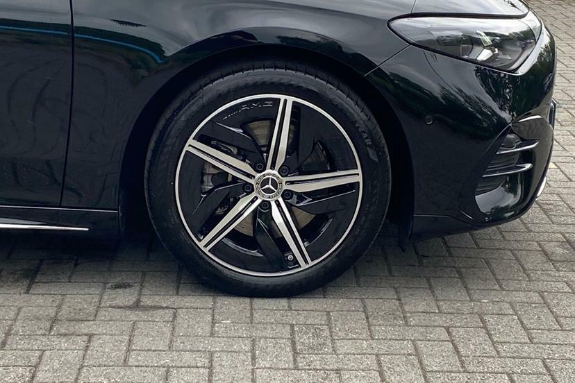 Mercedes-Benz CLA Class Cla250 85Kwh Amg Line Edition DK26NZV Black #4