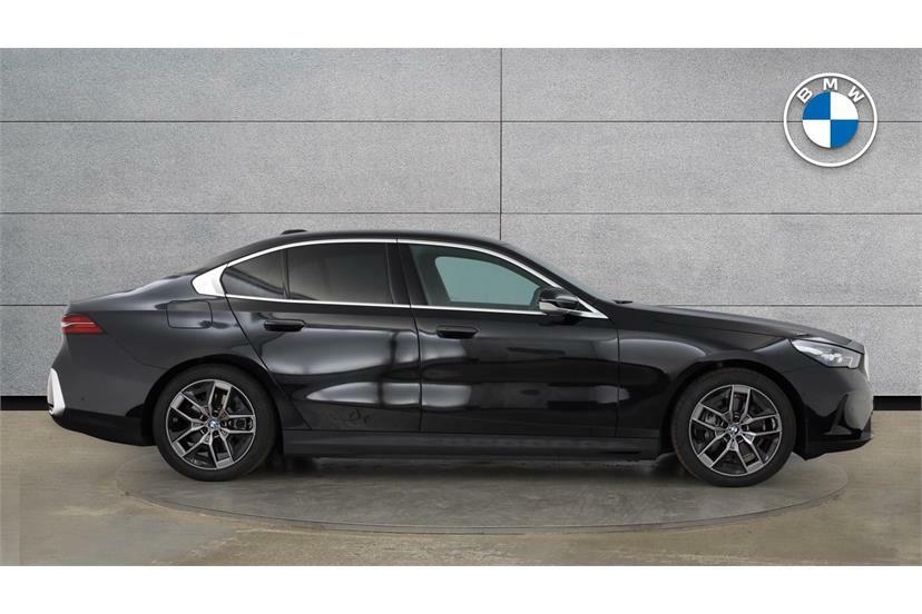 BMW i5 250Kw Edrive40 Sport Edition 84Kwh Black #3