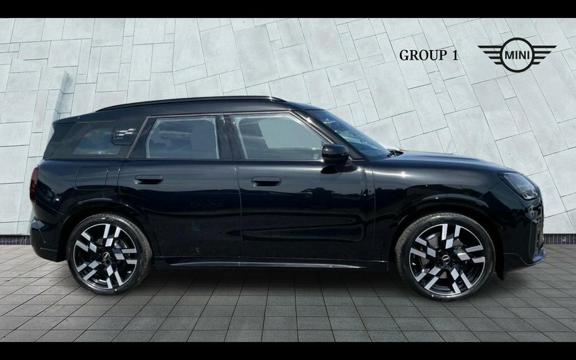 Mini Countryman Se 66.5Kwh Sport Suv All4 313 P  #3