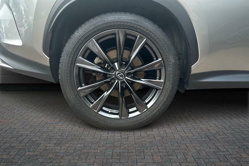 Lexus NX 450H 2.5 F-sport E-cvt Takumi Packsunroof Silver #5