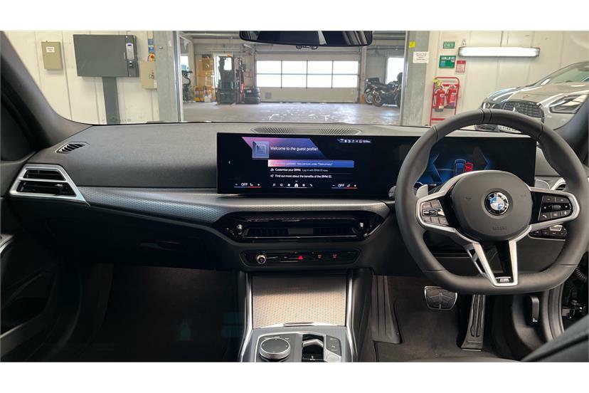 BMW 3 Series 320I M Sport Step Black #4
