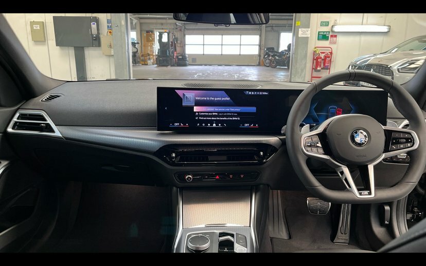 BMW 3 Series 320I M Sport Touring GV26BBN Black #4
