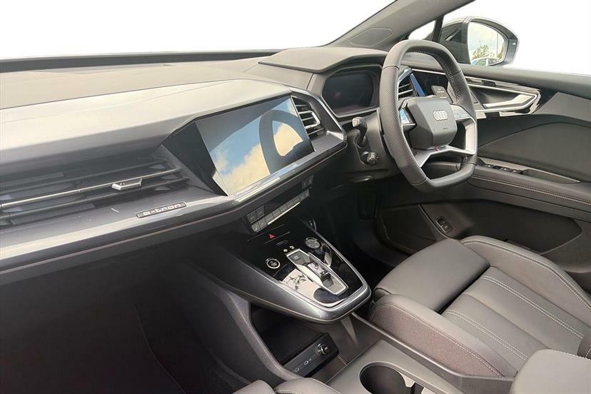 Audi Q4 E Tron 150Kw 40 63Kwh Black Edition Grey #2