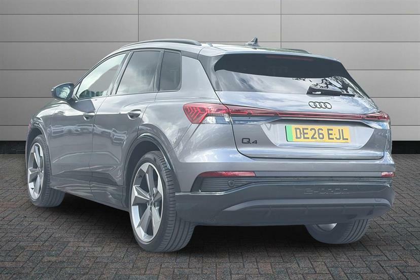 Audi Q4 E Tron 150Kw 40 63Kwh Black Edition Grey #3