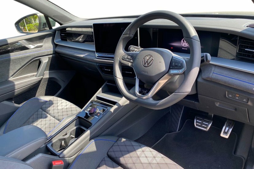 Volkswagen Tayron 1.5 Etsi Mhev R-line Suv Hybrid Dsg 15 DU26AZG Green #6