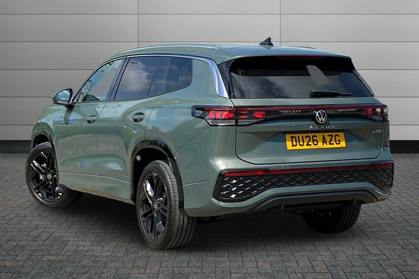Volkswagen Tayron 1.5 Etsi Mhev R-line Suv Hybrid Dsg 15 DU26AZG Green #3