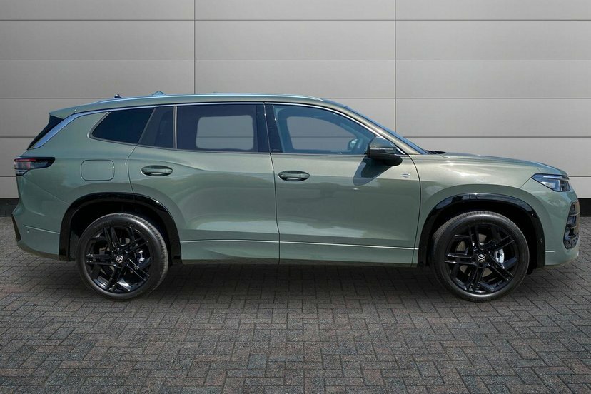 Volkswagen Tayron 1.5 Etsi Mhev R-line Suv Hybrid Dsg 15 DU26AZG Green #4