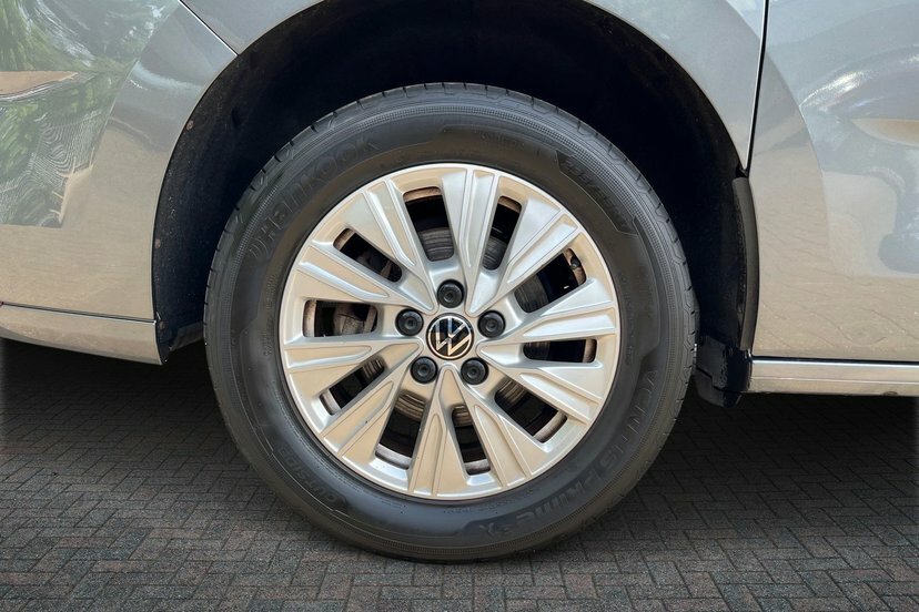 Volkswagen Multivan 1.4 Tsi 13Kwh Life Mpv Plug-in Hybrid D Grey #5