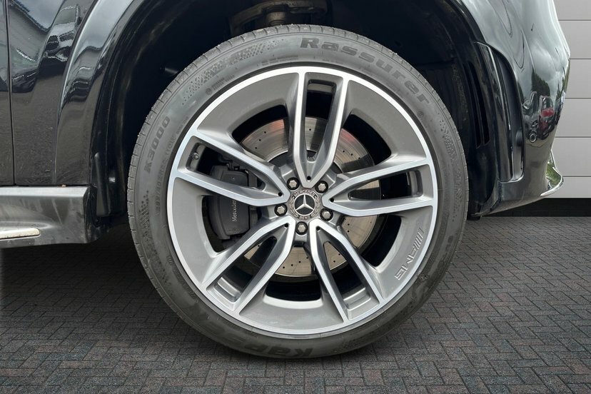 Mercedes-Benz GLE Coupe Gle400d Amg Line Premium Plus Coupe Black #4