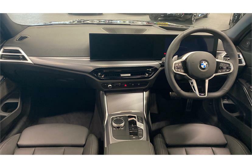 BMW 3 Series 320I M Sport Step RJ26FLM Black #4