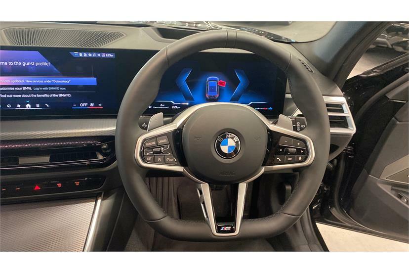 BMW 3 Series 320I M Sport Step RJ26FLM Black #5