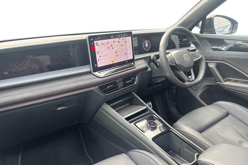 Volkswagen Tayron 1.5 Tsi Ehybrid R-line Dsg6 Green #2