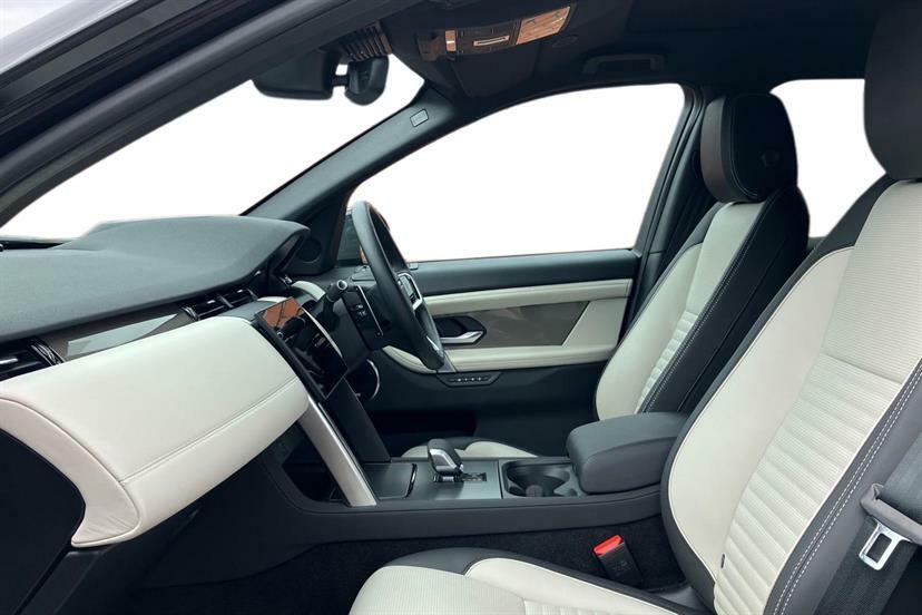 Land Rover Discovery Sport 2.0 D200 Metropolitan 5 Seat Black #3