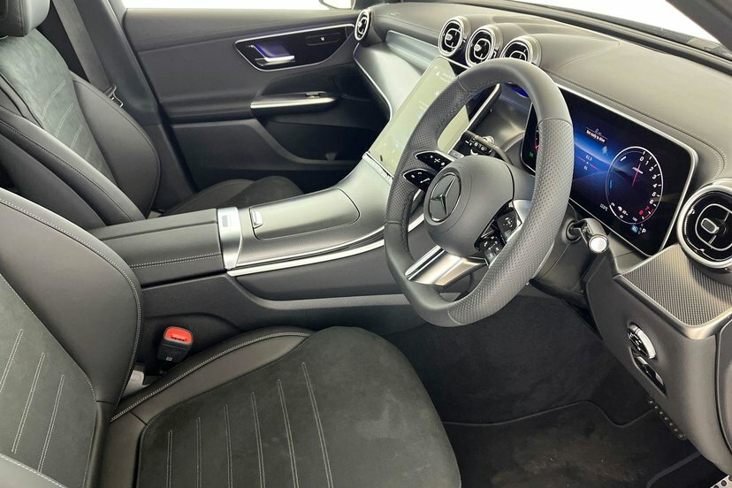 Mercedes-Benz GLC Class 2.0 Glc300e 31.2Kwh Urban Edition Suv P  #5
