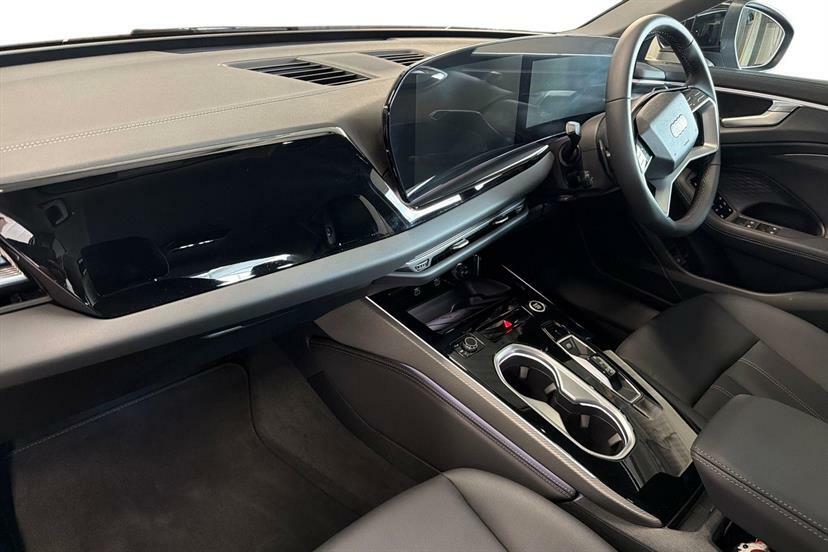 Audi A6 2.0 E-hybrid Quattro 299 Sport S Tronic Black #2