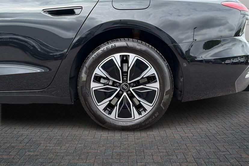 Audi A6 2.0 E-hybrid Quattro 299 Sport S Tronic Black #5