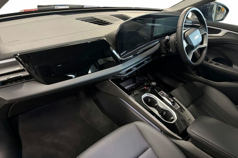 Audi A6 Avant 2.0 E-hybrid 25.9Kwh Sport Estate Plug-  #2