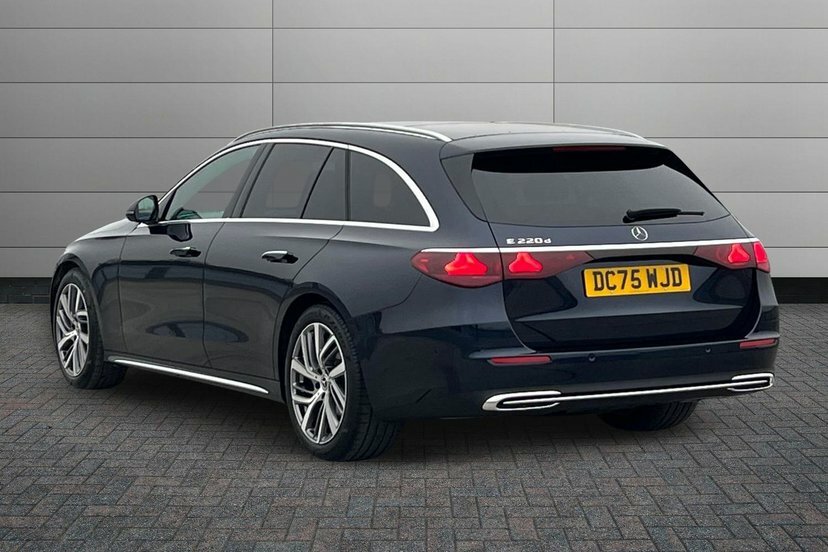Mercedes-Benz E Class 2.0 E220dh Mhev Exclusive Premium Estate Die DC75WJD Blue #2