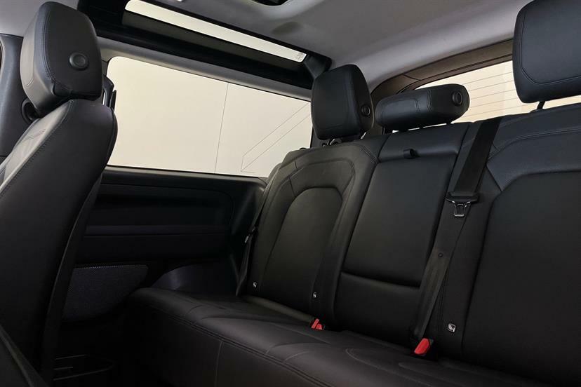 Land Rover Defender 90 3.0 D250 X-dynamic Se Black #48